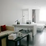 Mobile Soho Hotel